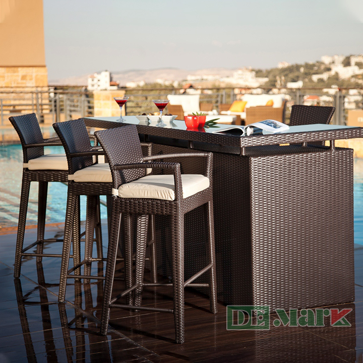 Ghế Quầy Bar Nhựa Giả Mây MT845