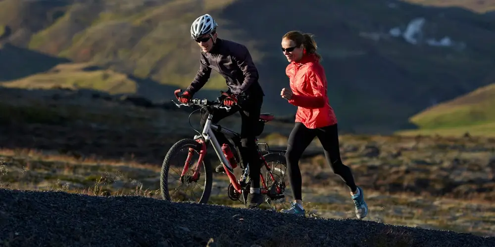 chay-bo-hay-dap-xe-giam-can-nhanh-hon