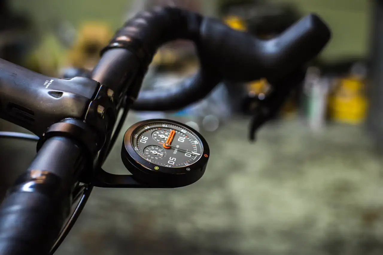 dong-ho-do-toc-do-xe-dap