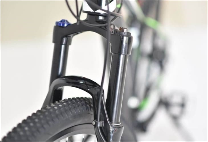 he-thong-giam-xoc-xe-dap-dia-hinh