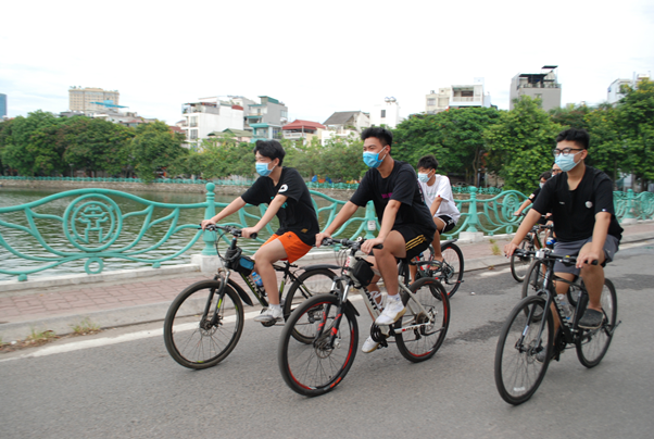 đạp xe đạp, xe đạp thể thao, xe đạp Hồ Tây