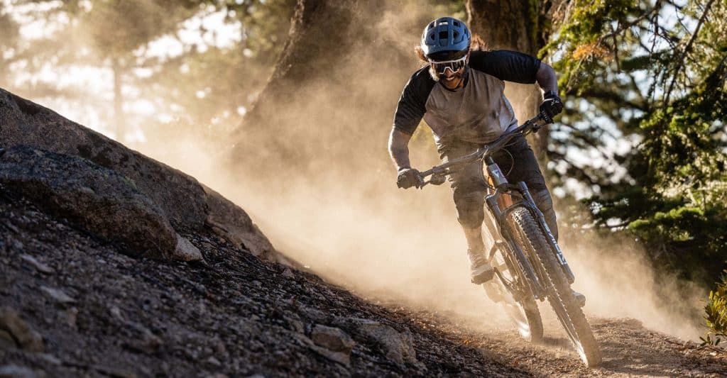 mu-bao-hiem-xe-dap-dia-hinh