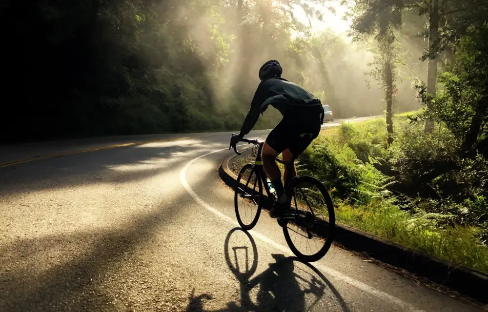 tang-cuong-do-dap-xe-de-tieu-hao-calo-nhanh