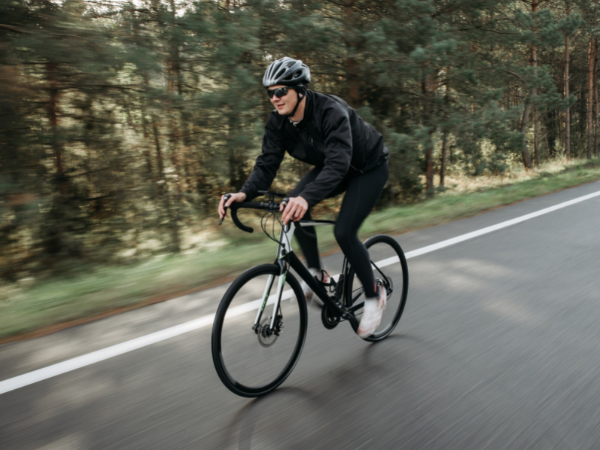 tốc độ đạp xe