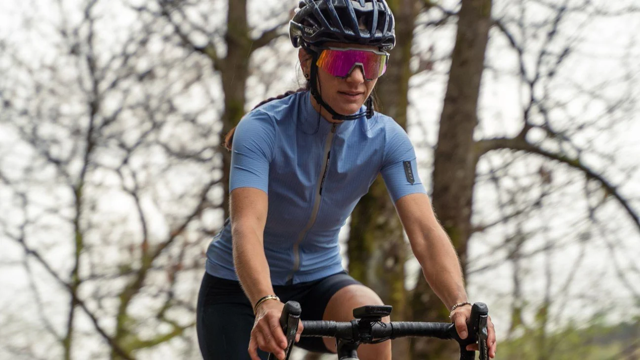 xe-dap-the-thao-nu-loai-nao-tot