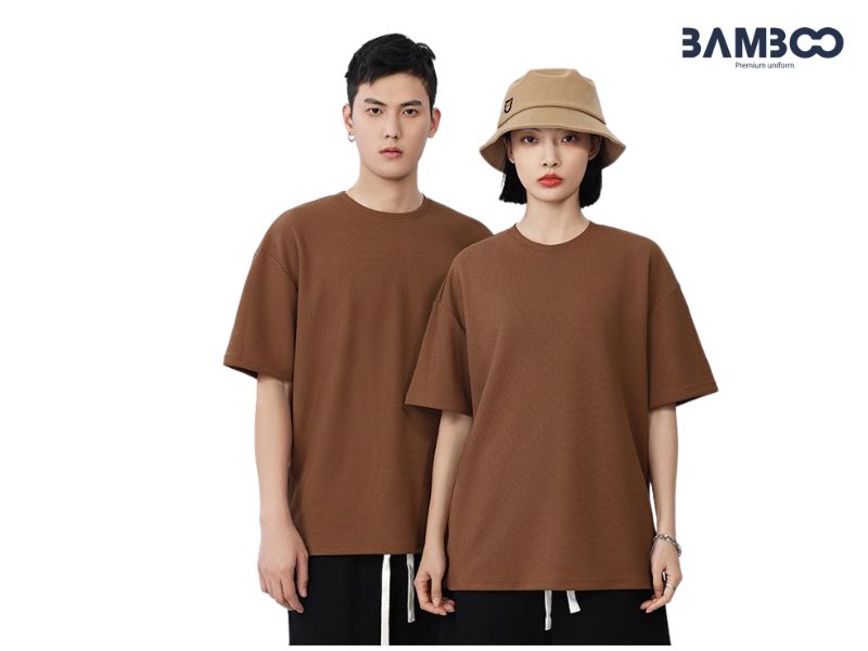 Áo thun đồng phục màu nâu cổ tròn
