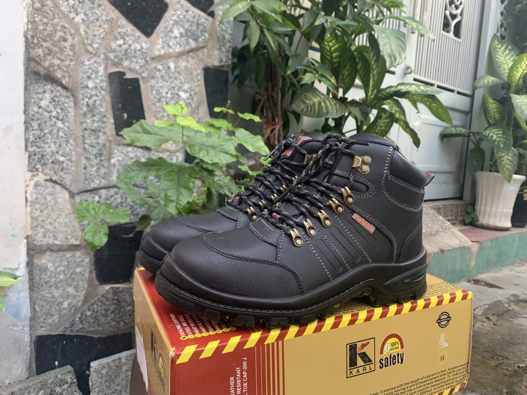 Những mẫu giày bảo hộ chống đinh