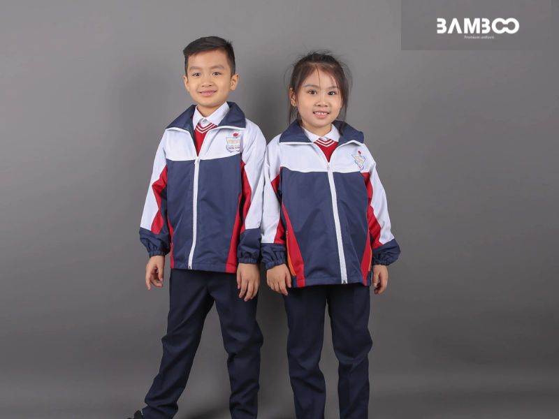 Áo khoác + váy dài mùa đông