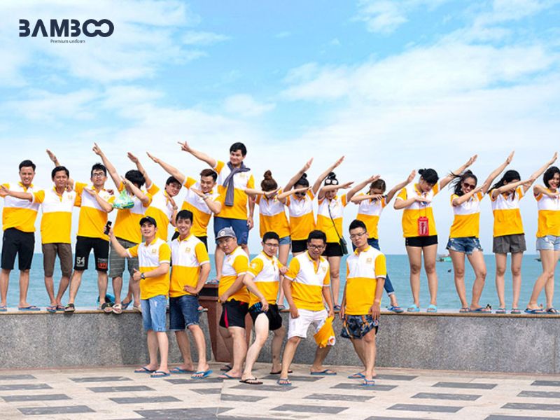Đồng phục phản quang nổi bật
