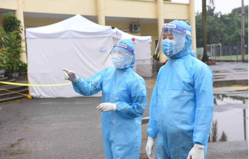 đồng phục phòng chống dịch covid