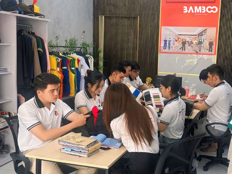 Quần áo phòng dịch bảo vệ an toàn trước các yếu tố độc hại, nguy hiểm tiềm ẩn