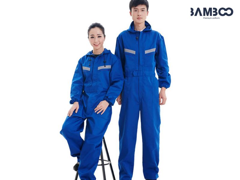 May áo bảo hộ liền quần cần chọn vải phù hợp, màu sắc nhận diện và size chuẩn xác tại xưởng uy tín