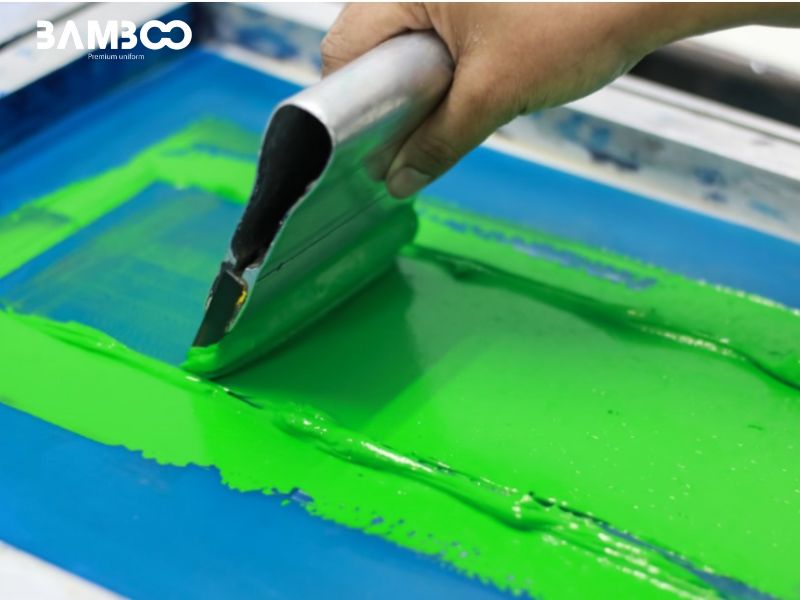 Cách thức vận hành của phương pháp in lụa