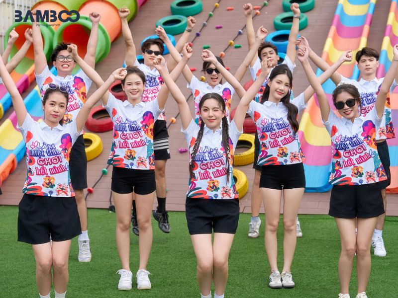 Áo phông đồng phục team building phải thoải mái vận động và thiết kế sáng tạo
