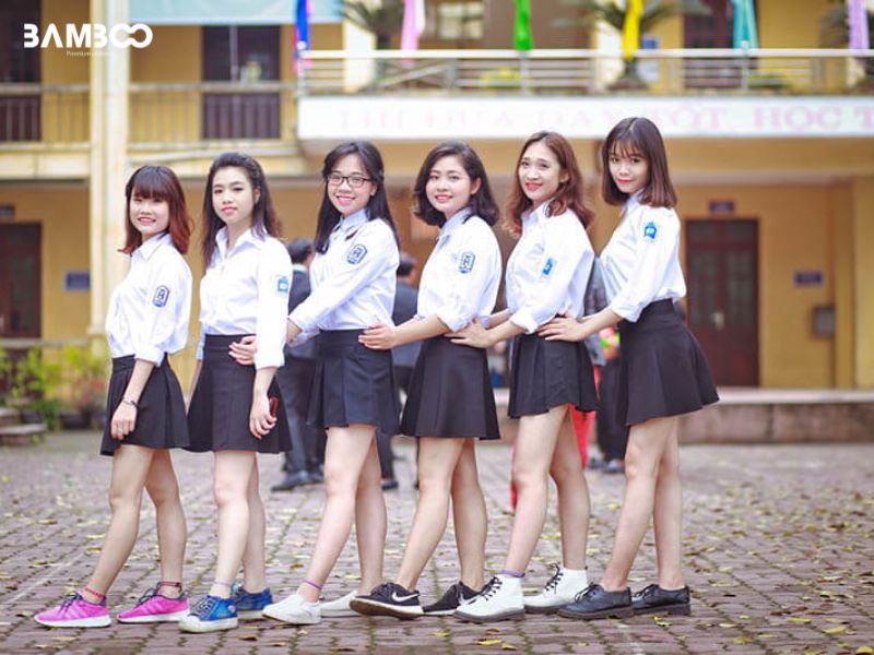 Quần áo đồng phục nữ sinh cấp 2
