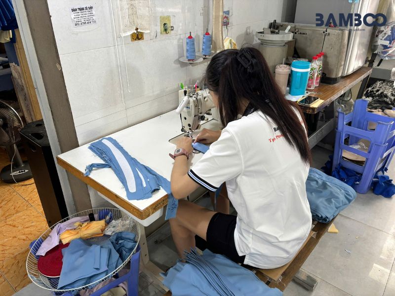 Quy trình may đầm đồng phục công sở tại Bamboo Uniform