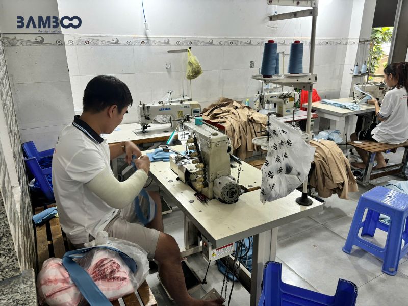Quy trình may đồng phục vest nam nữ thiết kế trọn gói tại Bamboo Uniform