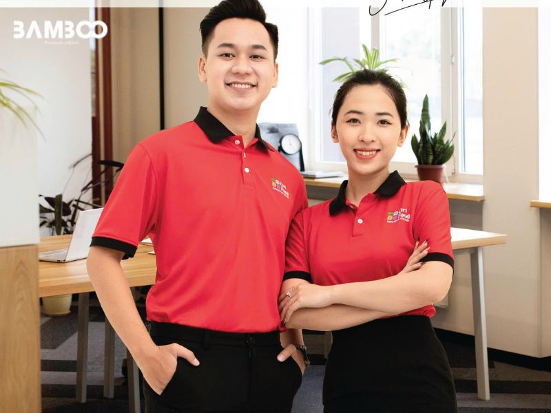 May áo thun đồng phục công nhân theo yêu cầu là quyết định chiến lược nhằm bảo vệ nguồn lực nhân sự và nâng tầm giá trị doanh nghiệp