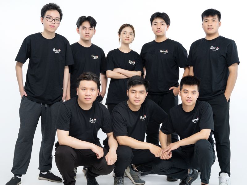 Đồng phục áo thun studio khẳng định thương hiệu, tăng nhận diện