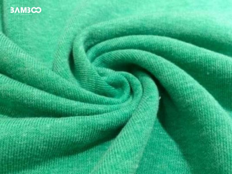 Áo thun bị xù lông do ma sát, giặt sai cách hoặc vải kém chất lượng