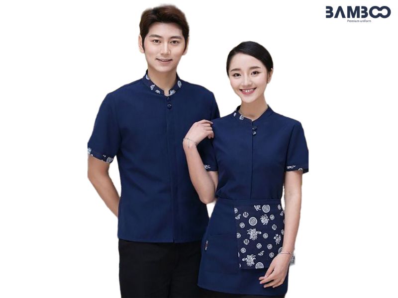 Phụ kiện như tạp dề giúp đồng phục nhà hàng Trung Hoa tiện dụng