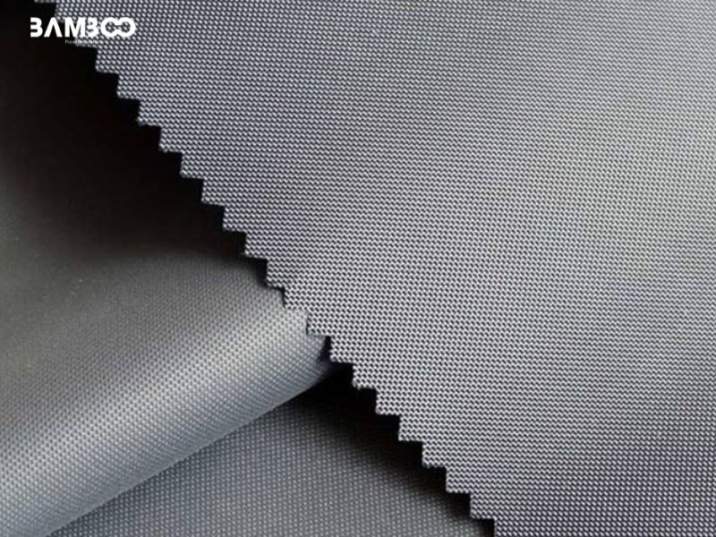 Chất liệu vải Oxford thoáng mát, dễ dàng vệ sinh