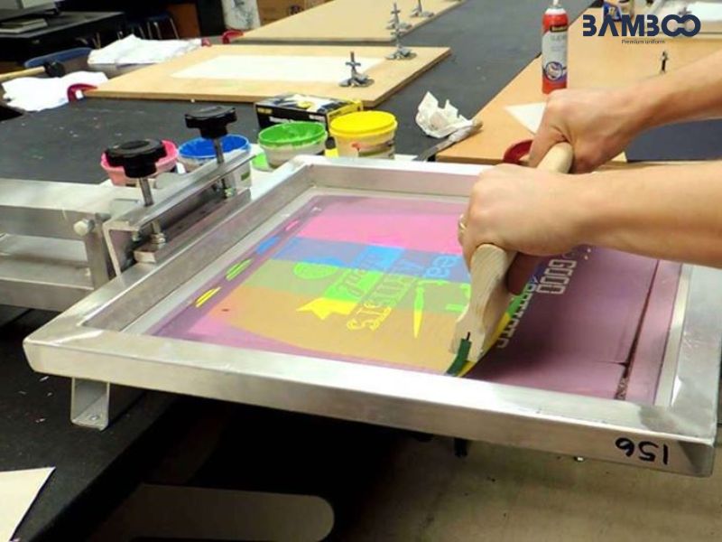 In lụa không hiệu quả cho số lượng nhỏ và yêu cầu thiết kế đồng nhất