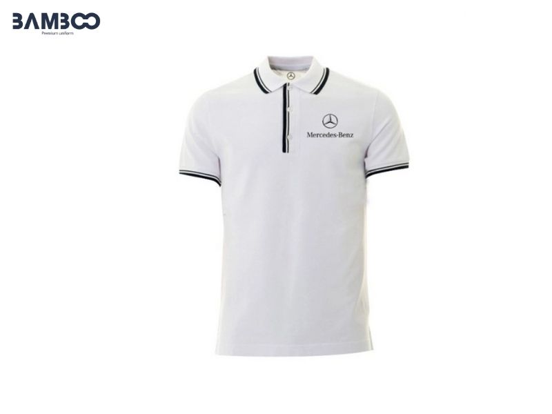 Mẫu áo thun polo đồng phục trắng viền đen nổi bật với thiết kế tối giản nhưng đầy tinh tế