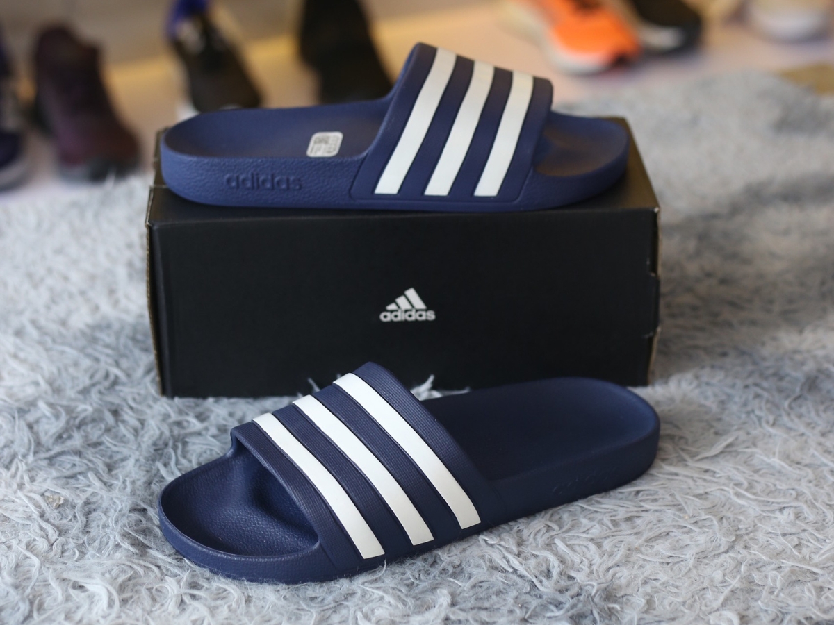 Màu sắc xanh dương aqua