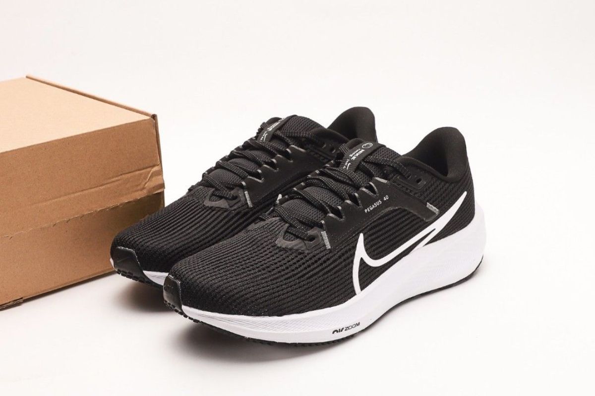 Nike Air Zoom Pegasus 40 Prenium "Core Black" Dv7480-001