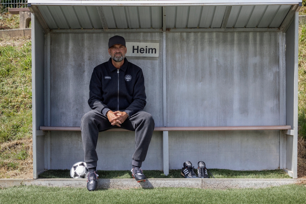 Set quần áo trong bộ sưu tập SPZL F.C