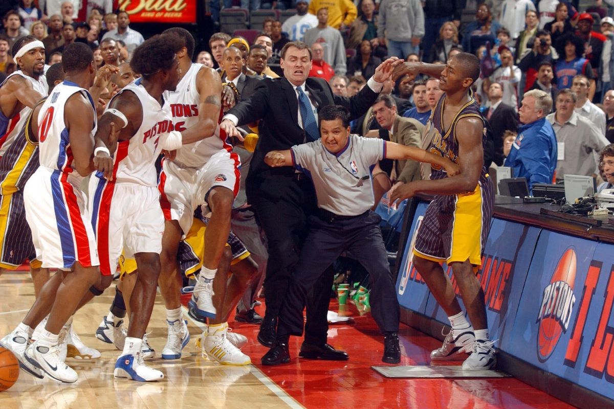 Hướng dẫn cơ bản về chơi bóng rổ