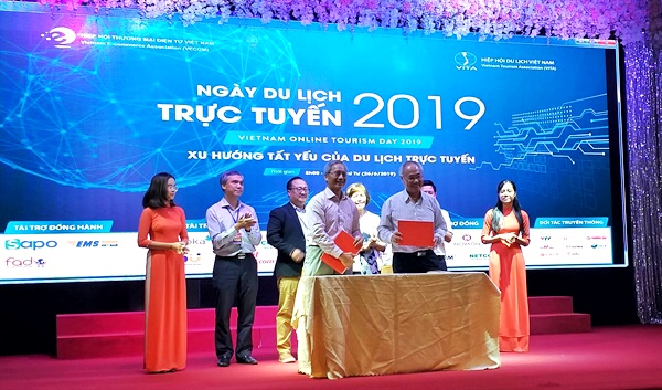 VECOM và VITA hợp tác đào tạo nhân lực phục vụ du lịch trực tuyến