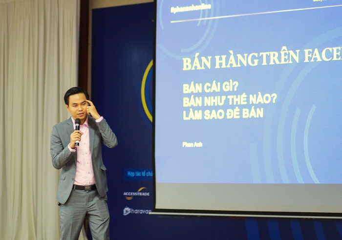 Ông Phan Anh – Thạc sĩ, giảng viên Đại học Thương Mại, chuyên gia eMarketing, giám đốc truyền thông Vinagroups chia sẻ về “Bán hàng Facebook – bí quyết bán gì, tìm ở đâu?”