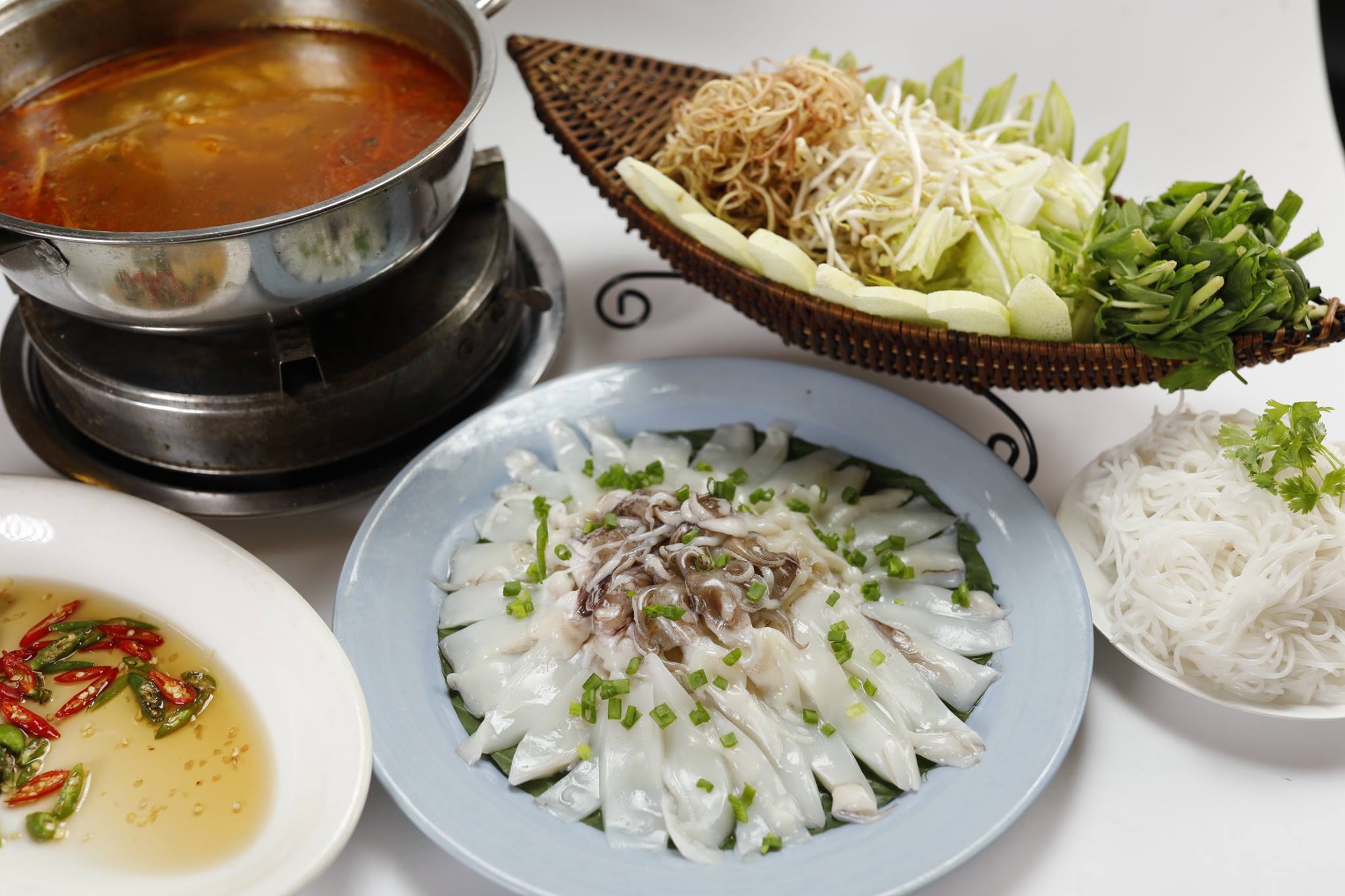 Lẩu Mực
