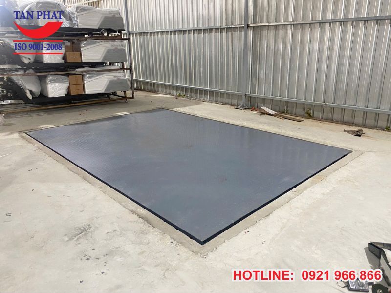 Hình ảnh thực tế dự án bàn nâng thủy lực 3 tấn