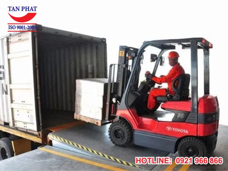 Giải Pháp Bốc Xếp Hàng Hóa Hiệu Quả Giúp Tăng Năng Suất