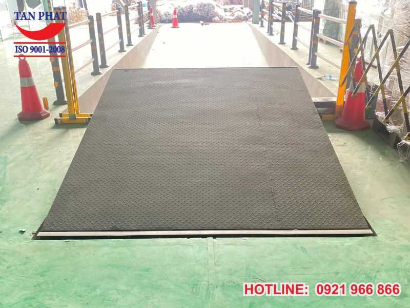 Cấu tạo dock leveler thủy lực 2700x2100mm