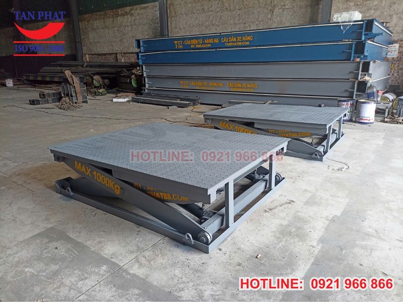 Lắp đặt bàn nâng thủy lực 1000kg