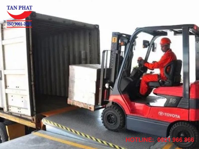 Ưu điểm của sàn nâng dock leveler