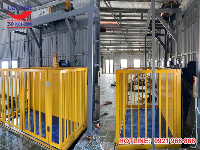 Cabin thang tời hàng