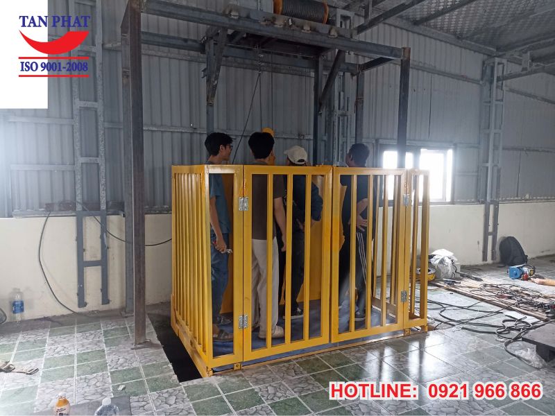 Ưu điểm thang nâng tời hàng