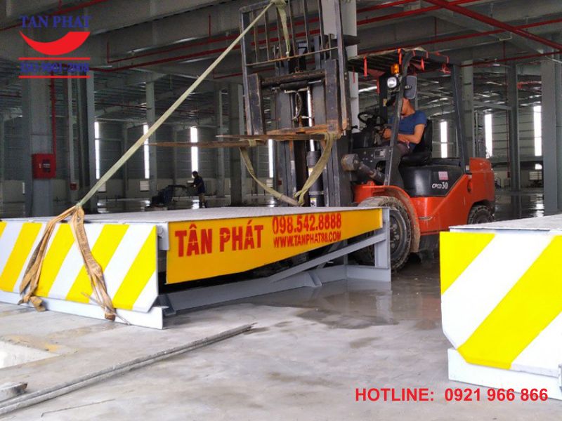 Đơn vị cung cấp dock leveler giá tốt