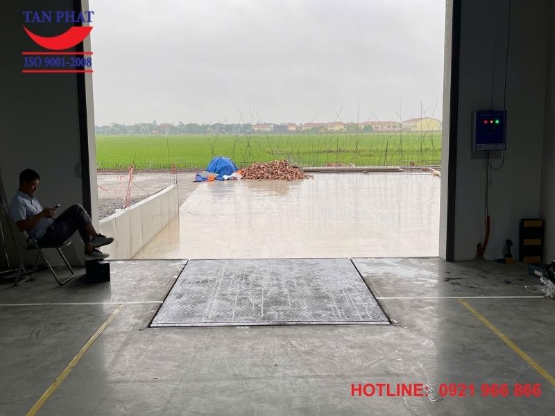 Vận hành dock leveler