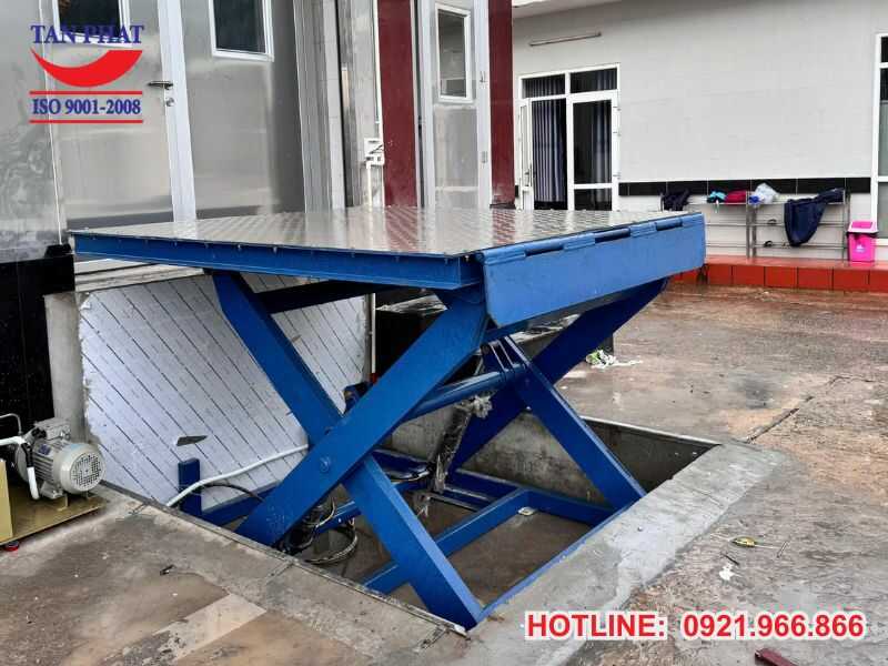 Kết cấu bàn nâng vô cùng chắn chắn, hoạt động bền bỉ