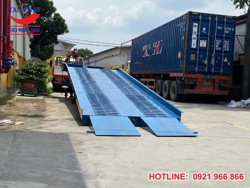 Dự Án Bàn Giao Cầu Dẫn Xe Nâng Tại Bắc Giang