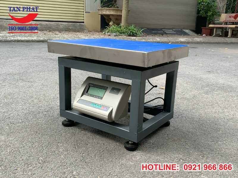 Cân ghế điện tử A12 khung thép kết hợp sơn tĩnh điện bền bỉ