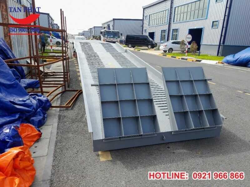 Tân Phát bàn giao cầu lên container 8 tấn tại KCN Bắc Tiền Phong