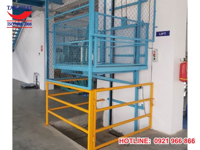 Quy trình lắp đặt, bàn giao thang nâng hàng tại Tân Phát