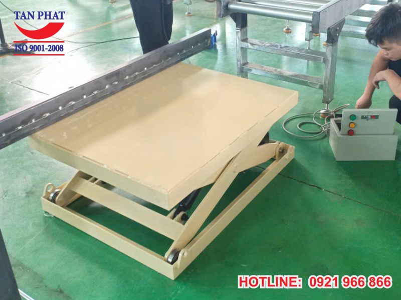 Ứng dụng sử dụng của bàn nâng 800kg